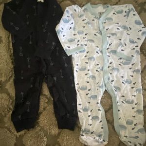 5 Sleeper Sets & 2 pairs of pants